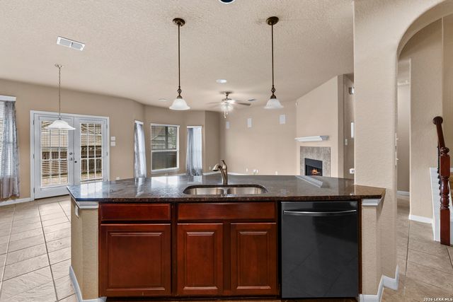 1906 Ponce De Leon, Windcrest, TX 78239