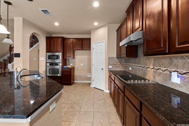 1906 Ponce De Leon, Windcrest, TX 78239
