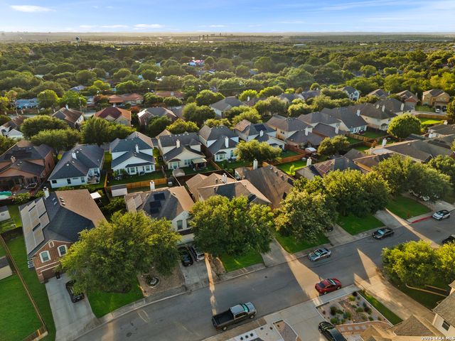 1906 Ponce De Leon, Windcrest, TX 78239