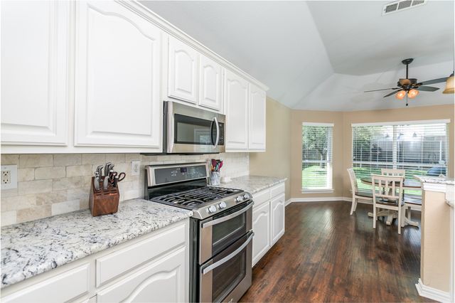 1700 Hidden Brook Trail, Flower Mound, TX 75028