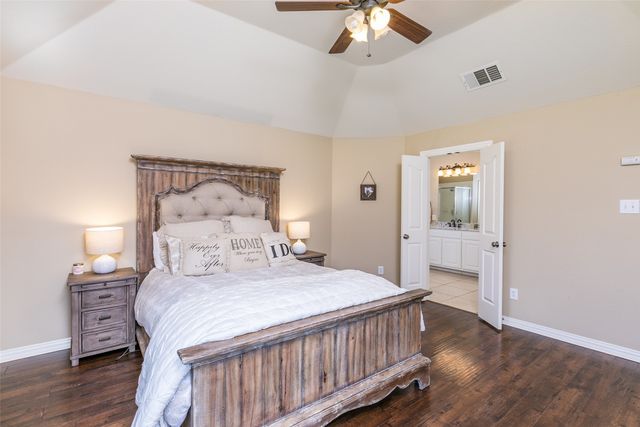 1700 Hidden Brook Trail, Flower Mound, TX 75028