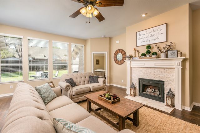 1700 Hidden Brook Trail, Flower Mound, TX 75028