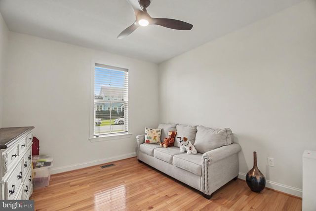 38783 DUTCHMANS KNOLL DR, Lovettsville, VA 20180