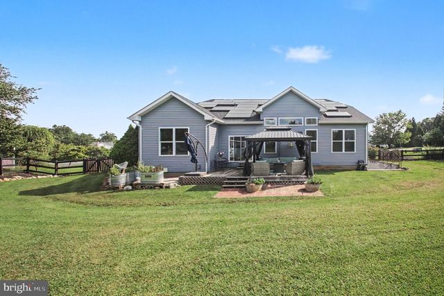 38783 DUTCHMANS KNOLL DR, Lovettsville, VA 20180
