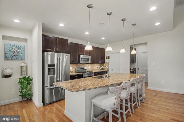 38783 DUTCHMANS KNOLL DR, Lovettsville, VA 20180