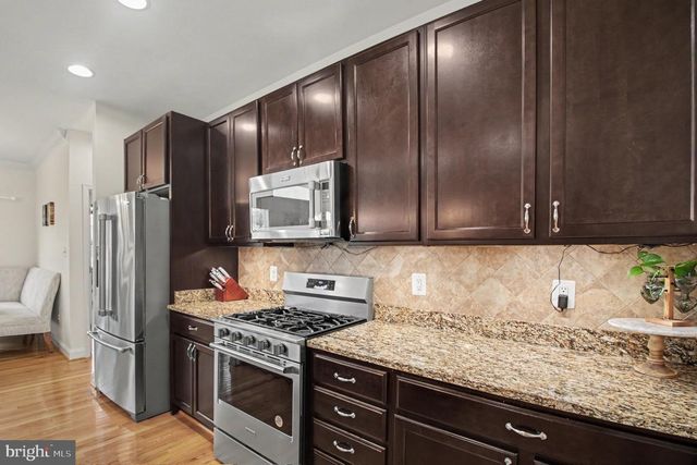 38783 DUTCHMANS KNOLL DR, Lovettsville, VA 20180
