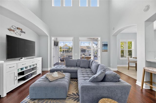 5721 SEA TURTLE PLACE, Apollo Beach, FL 33572