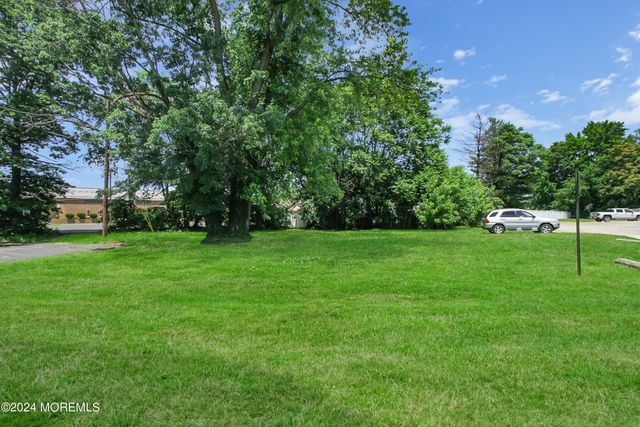121 E Browning Road, Bellmawr, NJ 08031
