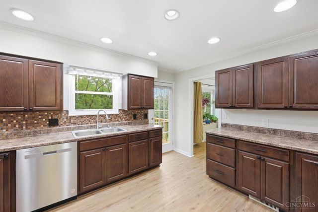 1086 Kimberly Lane, Miami Twp, OH 45150