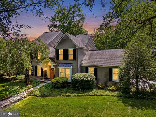 6 AMY LN, Malvern, PA 19355