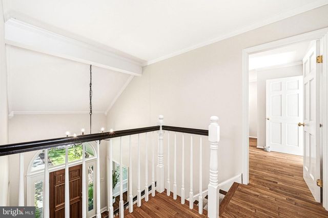 6 AMY LN, Malvern, PA 19355