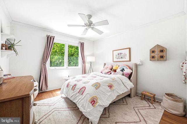 6 AMY LN, Malvern, PA 19355