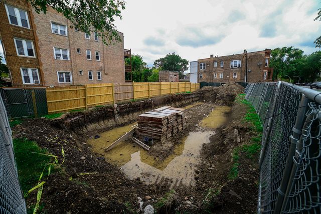 3804 W Ohio Street, Chicago, IL 60624