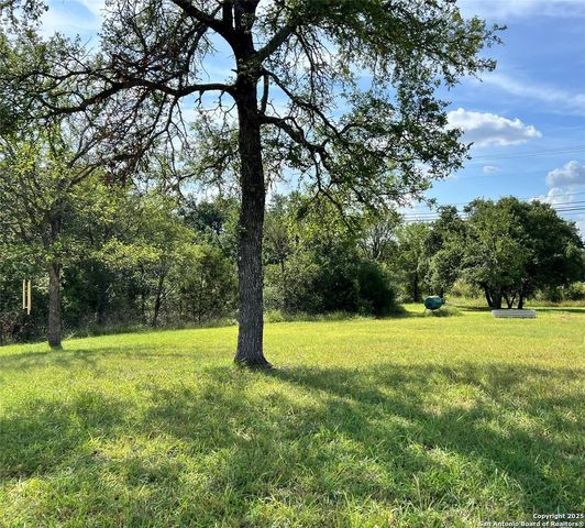 39 Taylor Dr, Horseshoe Bay, TX 78657