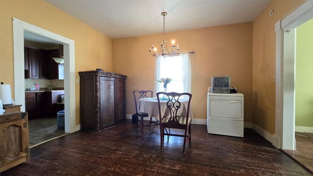 204 W Crossmain, Milford, TX 76670