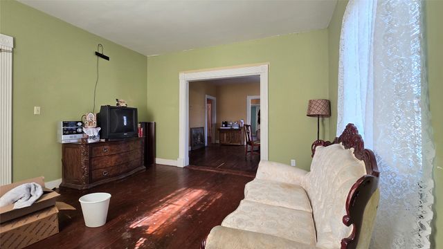 204 W Crossmain, Milford, TX 76670