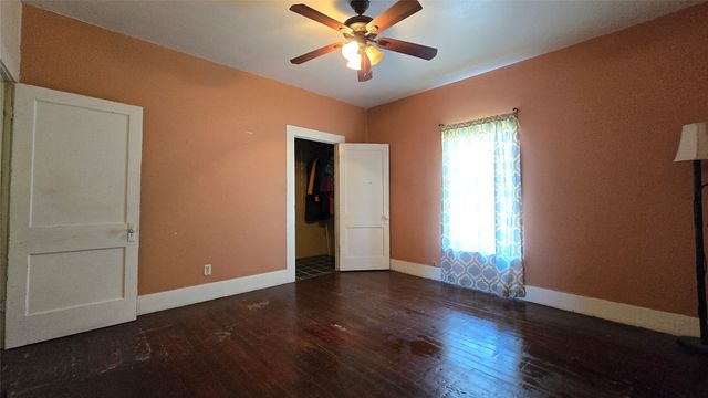 204 W Crossmain, Milford, TX 76670