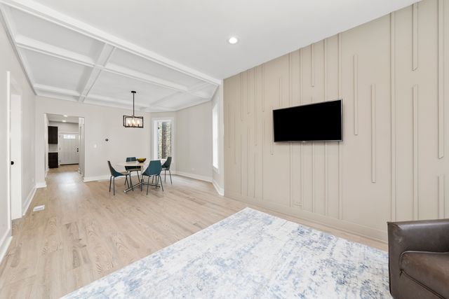 3107 W Flournoy Street, Chicago, IL 60612