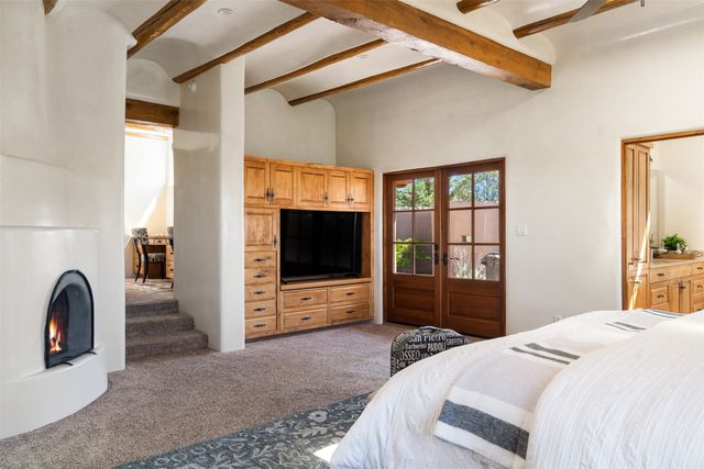 1314 Madrid, Santa Fe, NM 87505