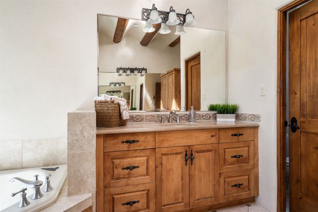 1314 Madrid, Santa Fe, NM 87505