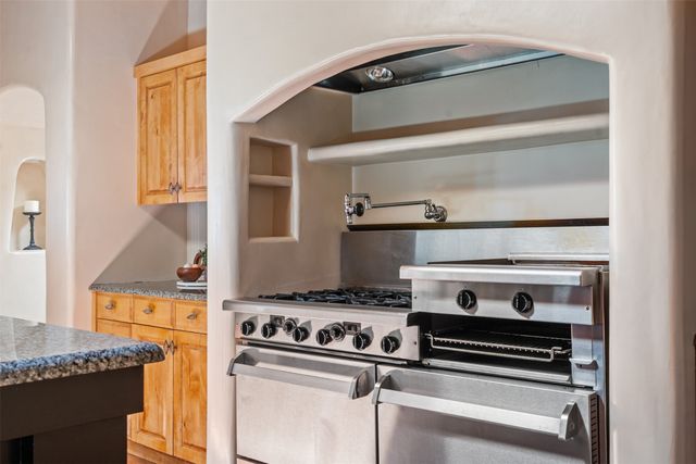 1314 Madrid, Santa Fe, NM 87505