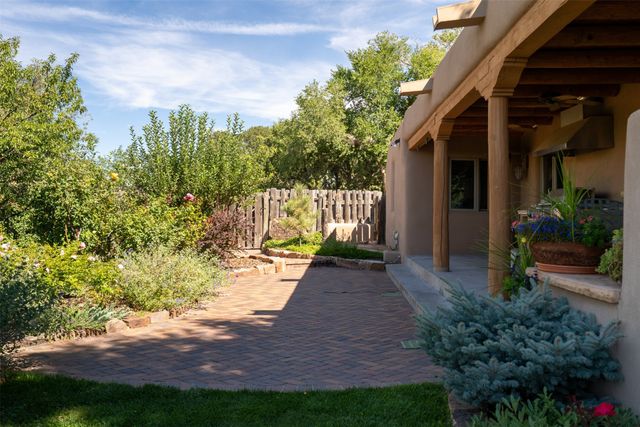 1314 Madrid, Santa Fe, NM 87505