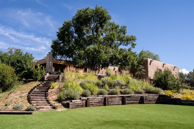 1314 Madrid, Santa Fe, NM 87505