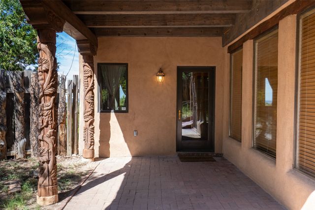 1314 Madrid, Santa Fe, NM 87505