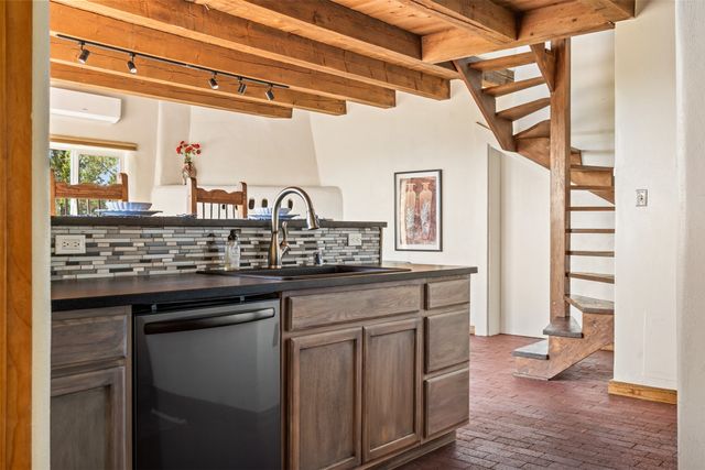 1314 Madrid, Santa Fe, NM 87505