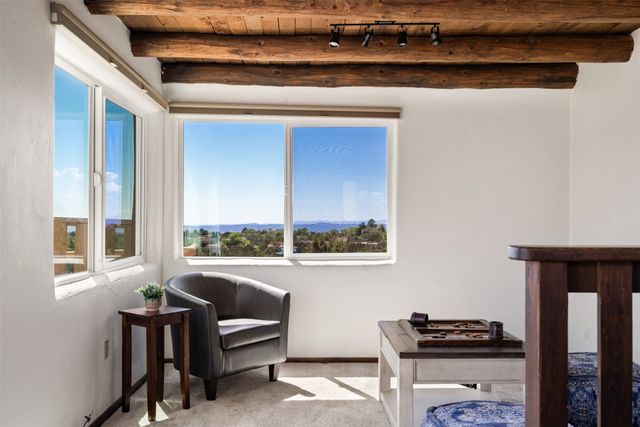 1314 Madrid, Santa Fe, NM 87505