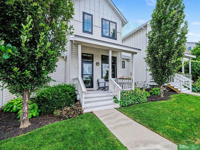 717 Pacific Street, Omaha, NE 68108