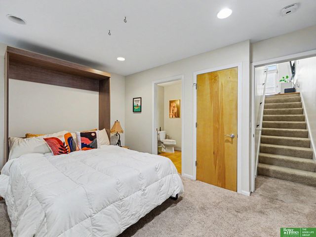 717 Pacific Street, Omaha, NE 68108