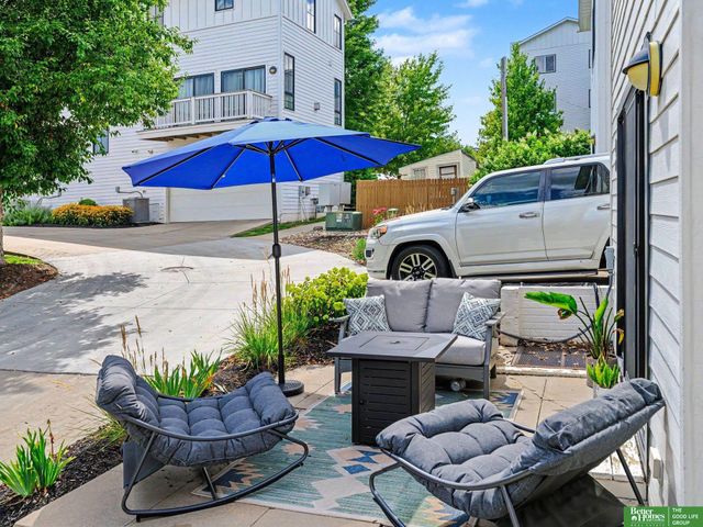 717 Pacific Street, Omaha, NE 68108