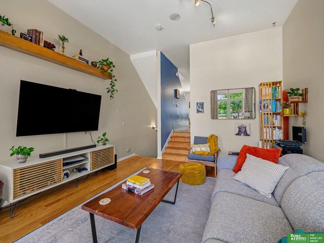 717 Pacific Street, Omaha, NE 68108