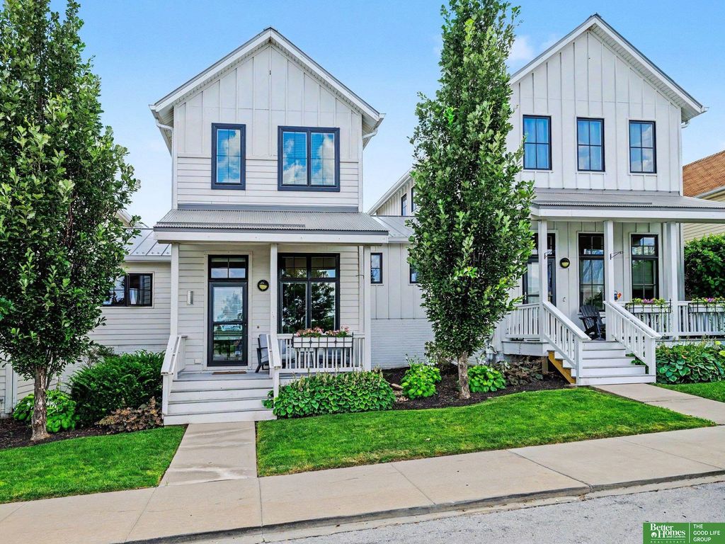 717 Pacific Street, Omaha, NE 68108