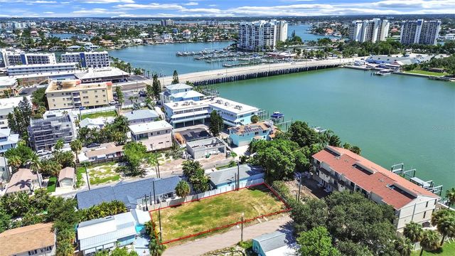 140 92ND AVENUE, Treasure Island, FL 33706