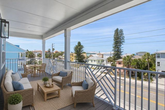 140 92ND AVENUE, Treasure Island, FL 33706