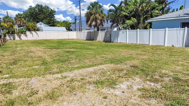 140 92ND AVENUE, Treasure Island, FL 33706