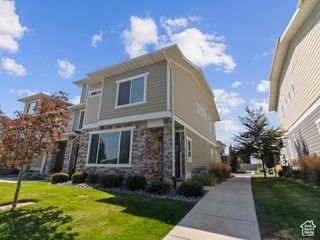 1782 W IKAROS LN, South Jordan, UT 84095