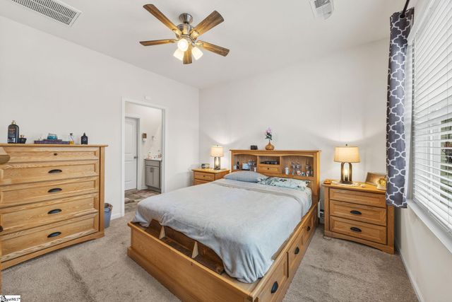 528 Ashwood Way, Easley, SC 29640