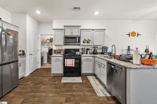 528 Ashwood Way, Easley, SC 29640