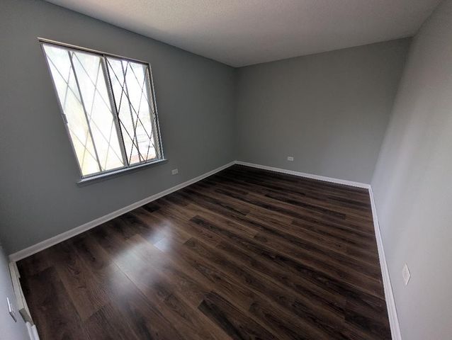 13628 Royal Court 811, Crestwood, IL 60418