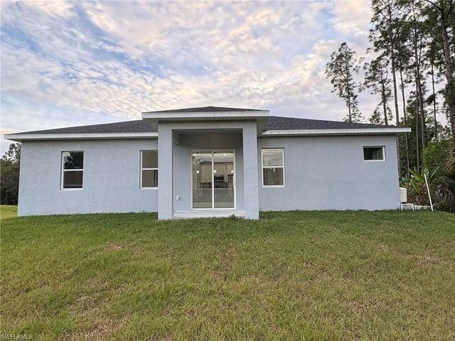 937 Sentinela BLVD, Lehigh Acres, FL 33974