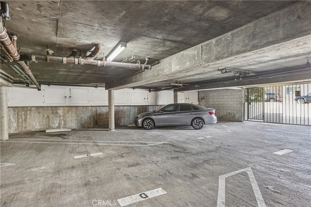 569 E Tujunga Avenue B, Burbank, CA 91501