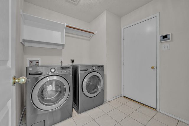 3200 Elmwood Drive, Mesquite, TX 75181