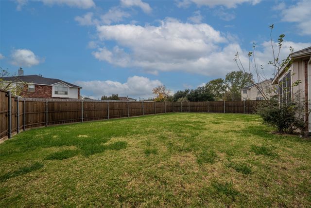 3200 Elmwood Drive, Mesquite, TX 75181