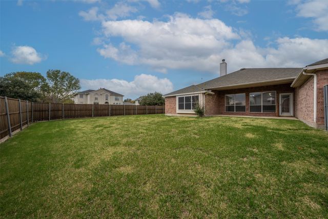 3200 Elmwood Drive, Mesquite, TX 75181