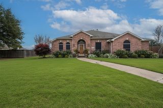 3200 Elmwood Drive, Mesquite, TX 75181