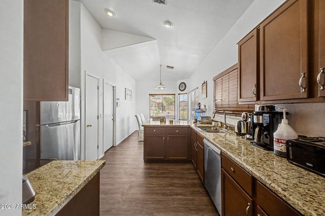 24779 W WAYLAND Drive, Buckeye, AZ 85326