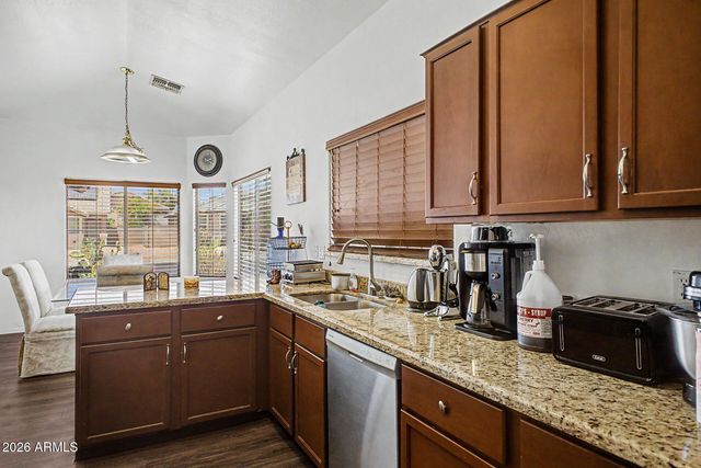 24779 W WAYLAND Drive, Buckeye, AZ 85326